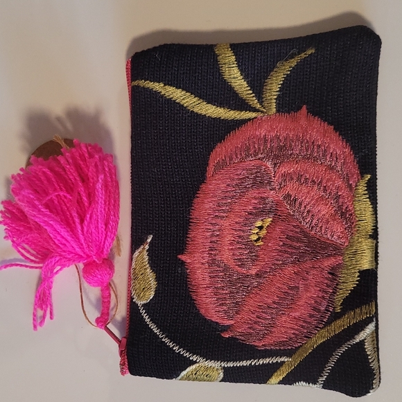 Handmade Cotton Purse - Picture 1 of 6